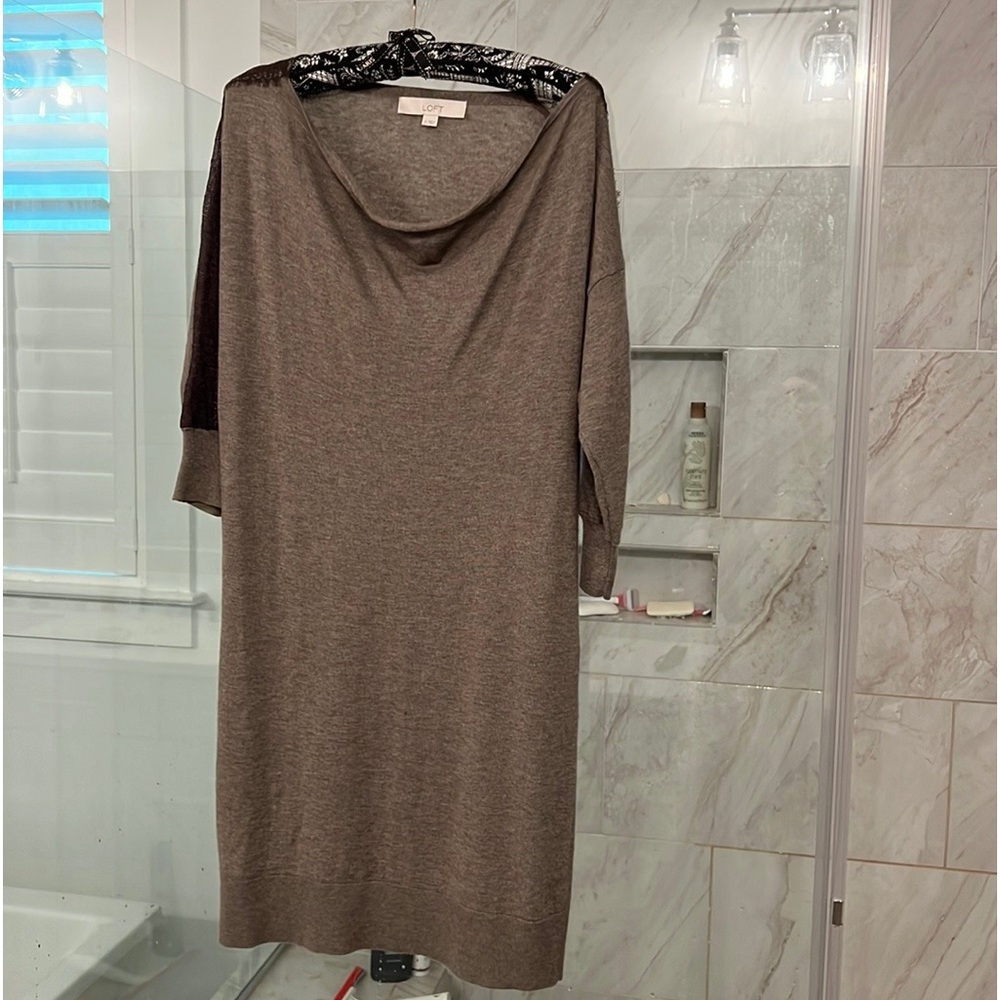 Fitted lightweight sweater dress